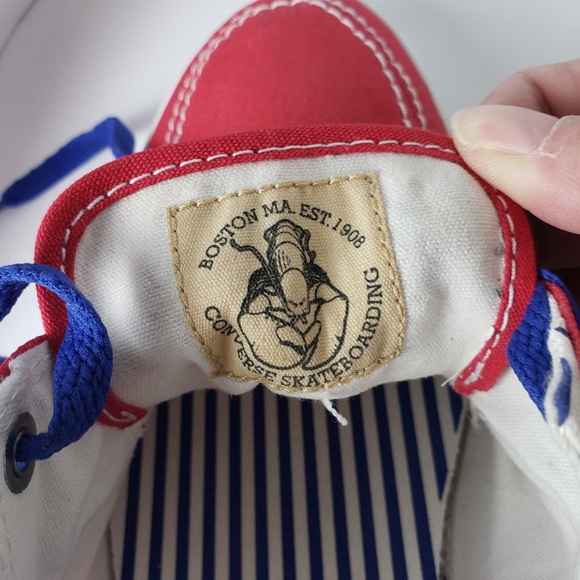 NWOT Converse Sea Star Varsity Red Canvas Low Top Sneakers Unisex - Picture 9 of 9